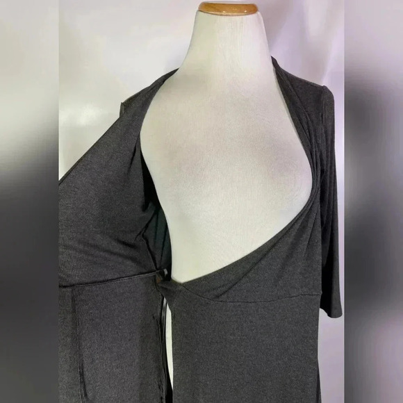 Knit Wrap Dress Gray Minimalist Career Office Slip-On Pockets Soft Stretch Midi - Picture 3 of 10